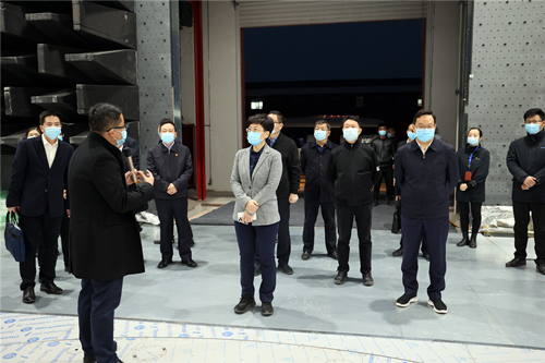 2021年11月,时任焦作市委书记葛巧红调研学校南校区