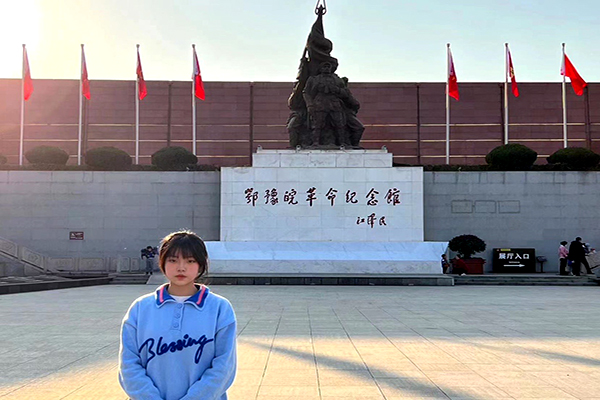 马克思主义学院.jpg